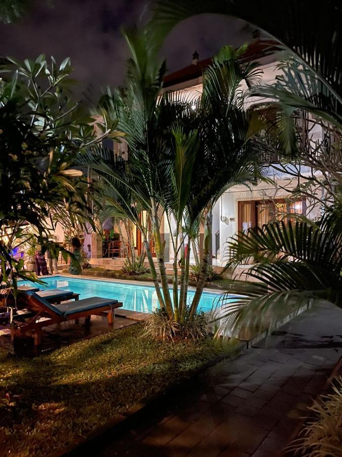Canggu Nadi Guest House Buitenkant foto